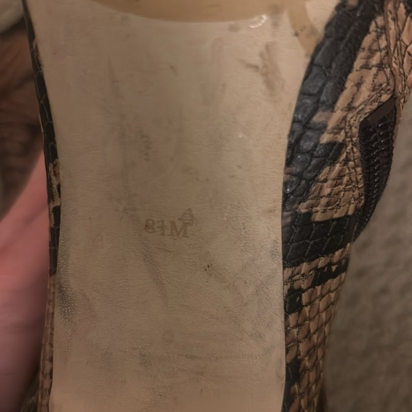 Snake Print Booties sz 8.5 - Picture 6 of 9